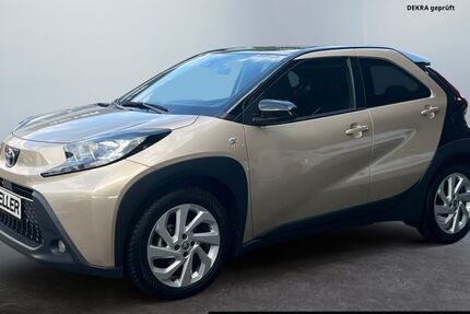 Toyota Aygo (X) 32.000 km 13.745 &euro; Herford 32049