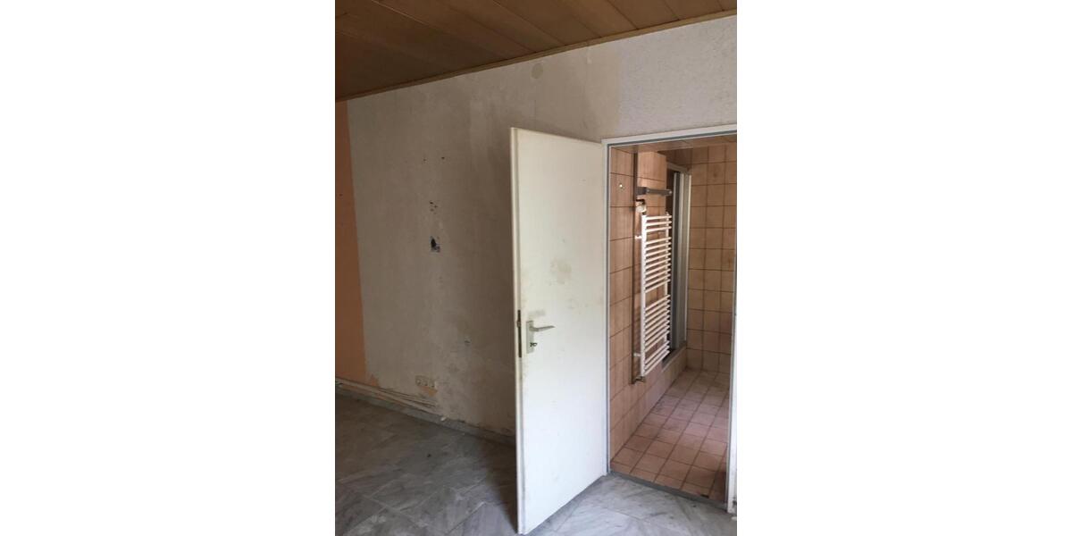 Einfamilienhaus Sachsenhagen - 10 Zimmer, 249 m&sup2;, 110.000&euro; | Angebot:26104337