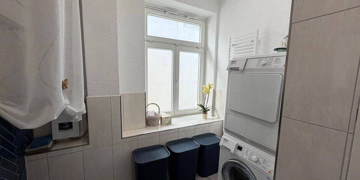 Etagenwohnung Bad Salzuflen Innenstadt - 4 Zimmer, 125 m&sup2;, 950&euro; | Angebot:26205741