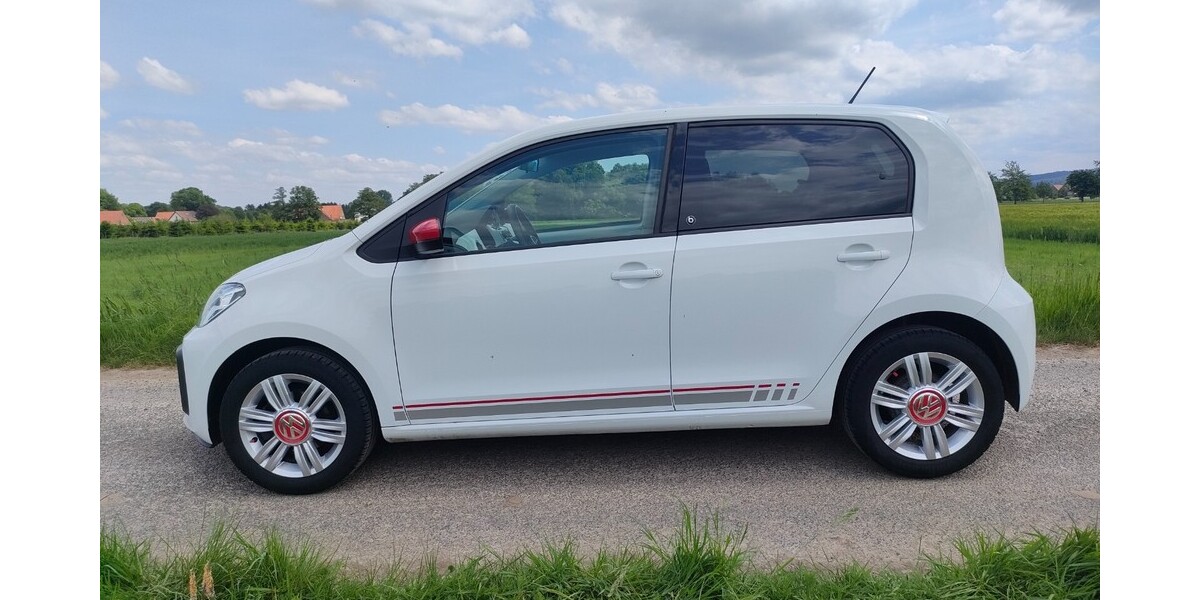 VW UP 64.860 km 11.250 &euro; Lübbecke 32312