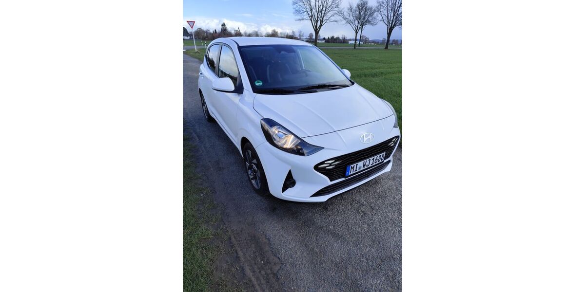 Hyundai i10 25.000 km 14.999 &euro; Minden 32429