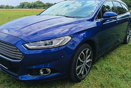 Ford Mondeo 166.000 km 9.950 &euro; Porta Westfalica 32457