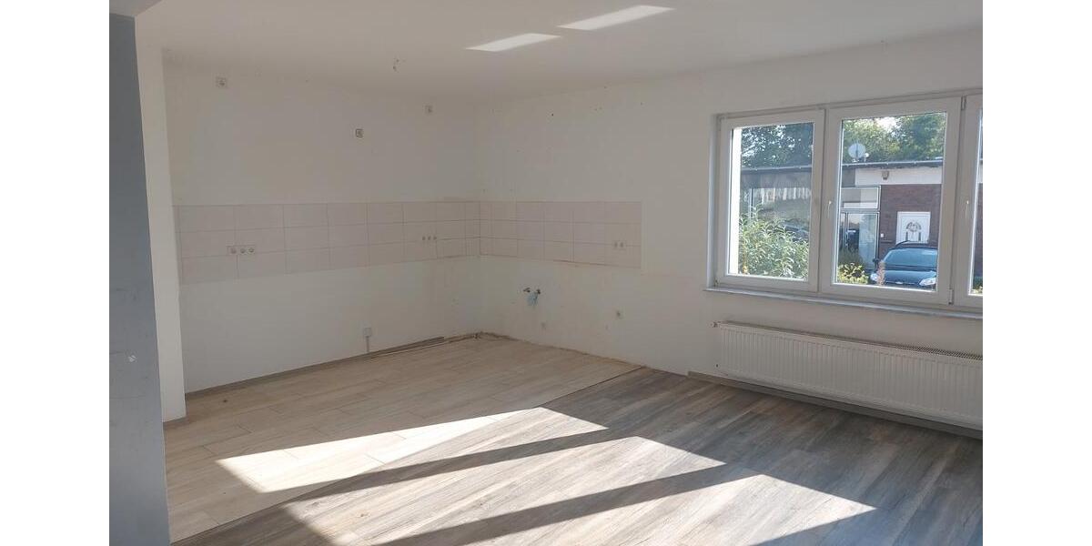Erdgeschoßwohnung Bünde - 3 Zimmer, 95 m&sup2;, 800&euro; | Angebot:26048063