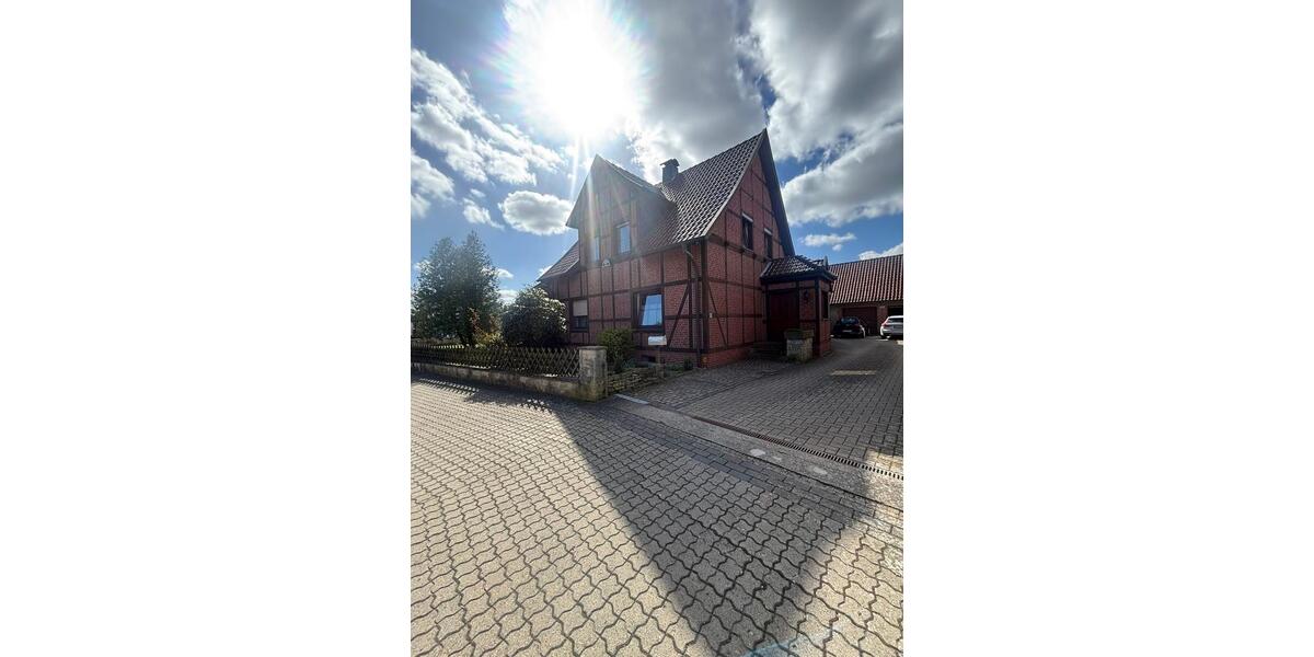 Einfamilienhaus Rehburg-Loccum Loccum - 8 Zimmer, 237 m&sup2;, 400.000&euro; | Angebot:26040511