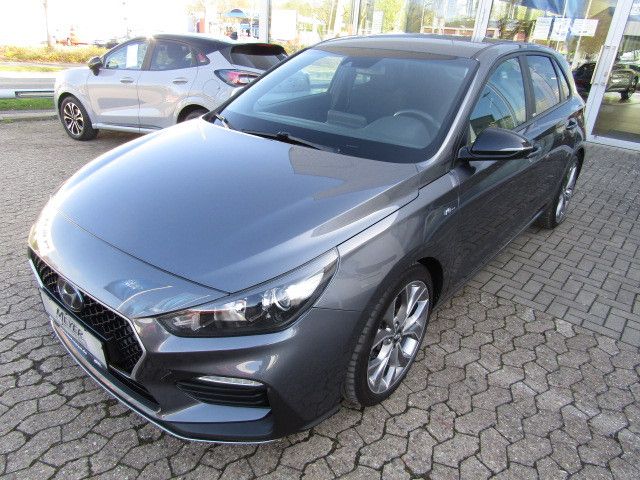 Hyundai i30 33.044 km 19.950 &euro; Bad Oeynhausen 32547