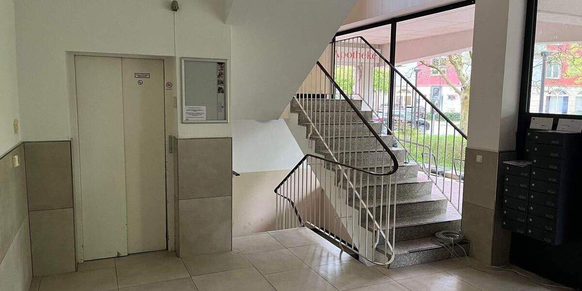 Etagenwohnung Porta Westfalica Hausberge - 2 Zimmer, 63 m&sup2;, 115.000&euro; | Angebot:25694960