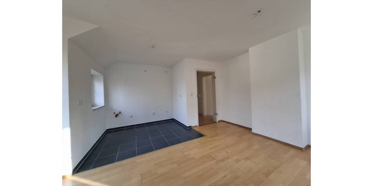 Etagenwohnung Minden Innenstadt - 3 Zimmer, 96 m&sup2;, 1.325&euro; | Angebot:26091967