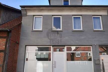 Haus Stadthagen - 8 Zimmer, 190 m&sup2;, 249.000&euro; | Angebot:26247869