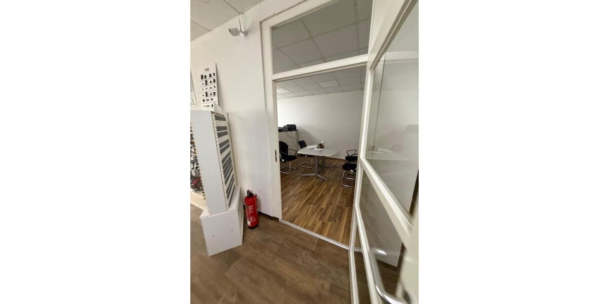 Gewerbeobjekt Lemgo - 3.290&euro; | Angebot:22404222