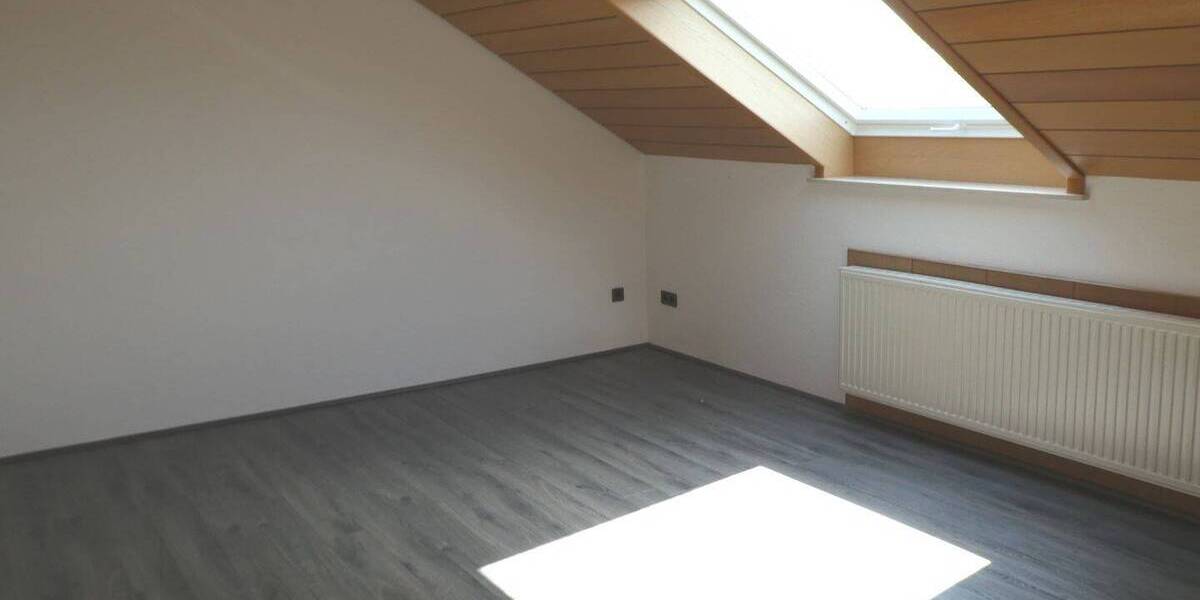 Mehrfamilienhaus, Wohnhaus Hüllhorst Tengern - 7 Zimmer, 192 m&sup2;, 425.000&euro; | Angebot:26594903