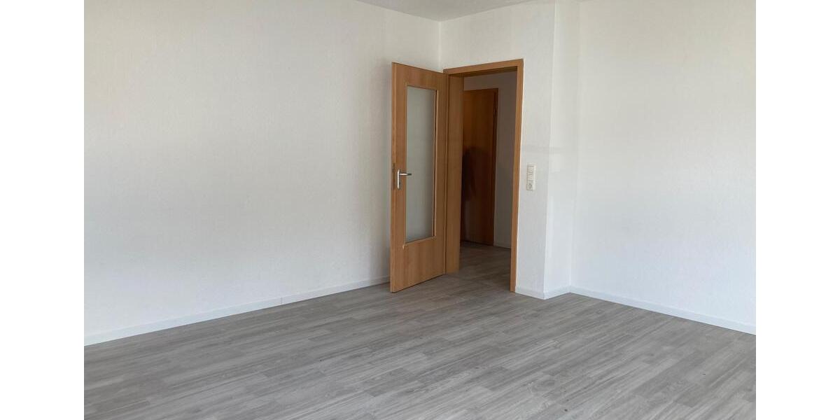 Etagenwohnung Porta Westfalica - 3 Zimmer, 84 m&sup2;, 899&euro; | Angebot:24360990