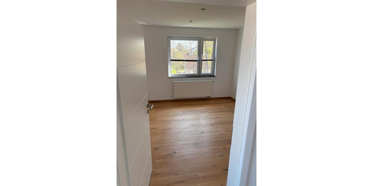 Etagenwohnung Lübbecke - 2.5 Zimmer, 100 m&sup2;, 800&euro; | Angebot:26253447