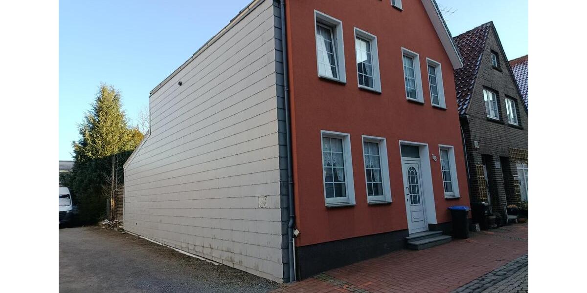 Einfamilienhaus Obernkirchen - 7 Zimmer, 143 m&sup2;, 100.000&euro; | Angebot:25351782