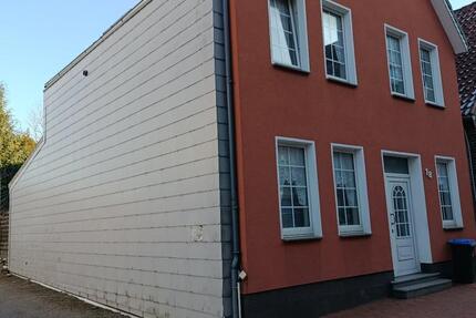 Haus Obernkirchen - 7 Zimmer, 143 m&sup2;, 100.000&euro; | Angebot:25351782