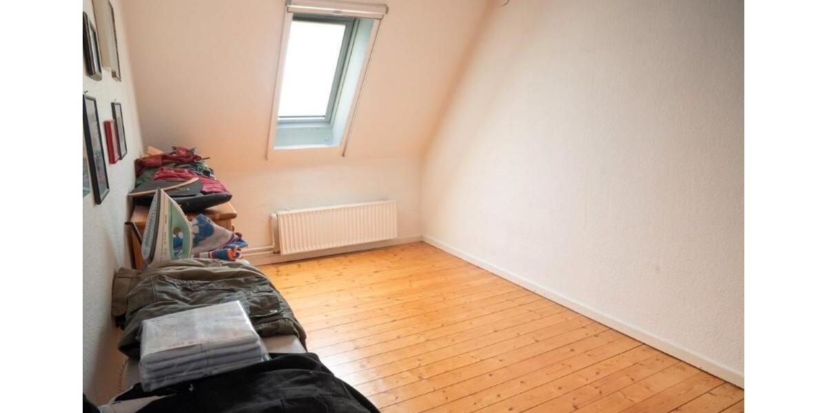 Einfamilienhaus Rinteln - 7 Zimmer, 230 m&sup2;, 690.000&euro; | Angebot:26098875