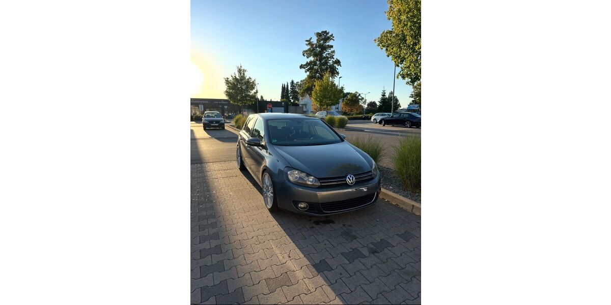 VW Golf 218.000 km 6.000 &euro; Bad Oeynhausen 32547