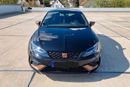 Seat Leon 76.000 km 26.500 &euro; Rödinghausen 32289