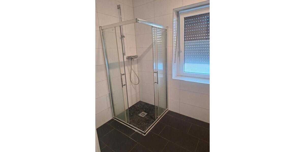 Erdgeschoßwohnung Hiddenhausen - 3 Zimmer, 83 m&sup2;, 750&euro; | Angebot:25947631