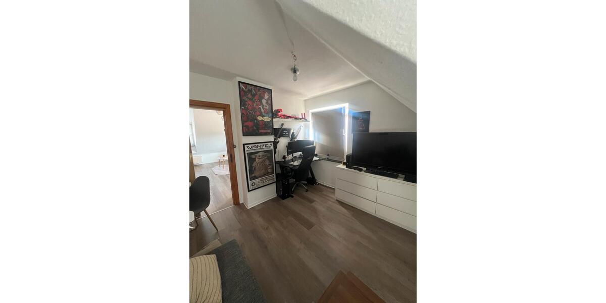 Dachgeschoßwohnung Hessisch Oldendorf - 3.5 Zimmer, 86 m&sup2;, 850&euro; | Angebot:26387242