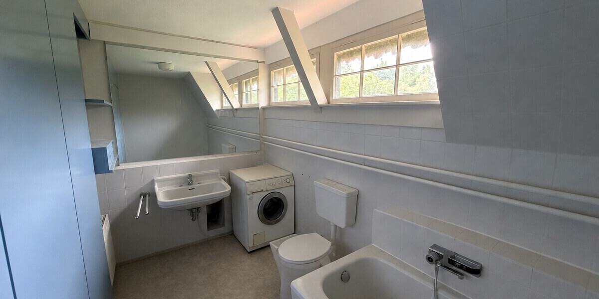 Denkmalgeschützte Fabrikantenvilla an der Weser – Parkgrundstück mit drei zusätzlichen Bauplätzen - Mehrfamilienhaus, Wohnhaus Vlotho | Angebot:26857223