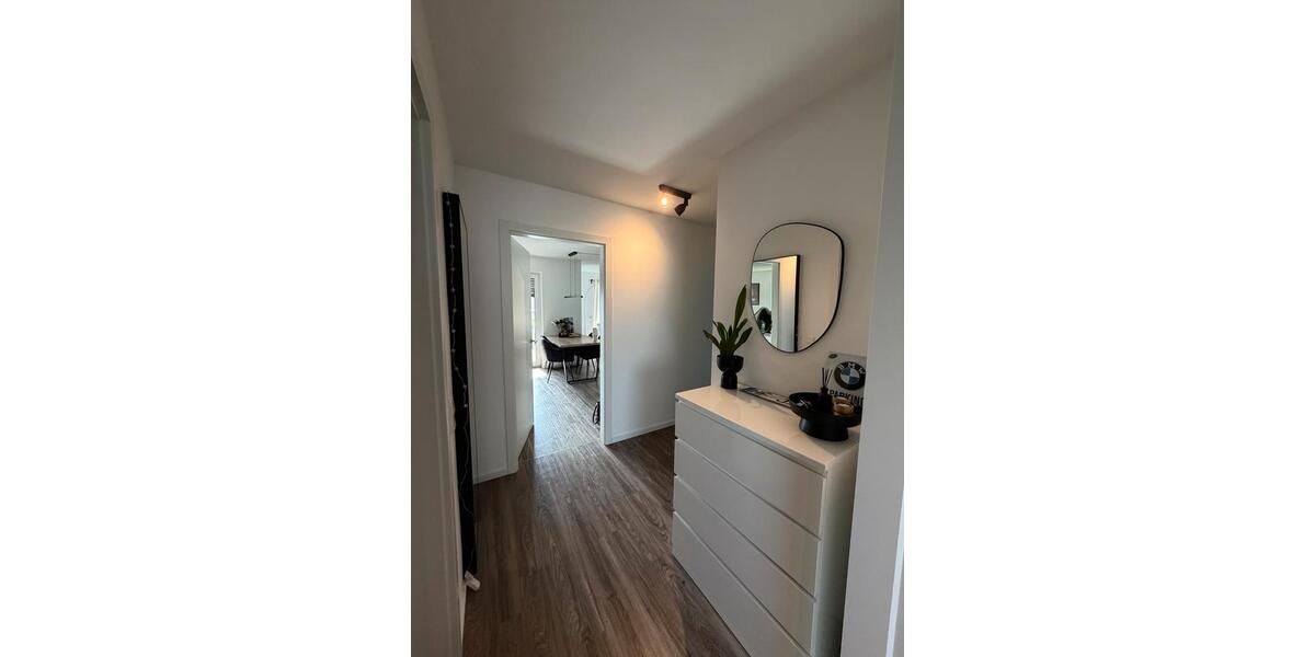 Erdgeschoßwohnung Bad Salzuflen - 2.5 Zimmer, 74 m&sup2;, 850&euro; | Angebot:25766903