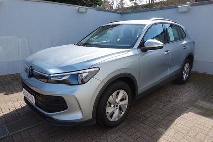 VW Tiguan 15.620 km 31.990 &euro; Bad Oeynhausen 32545