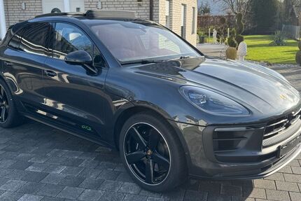 Porsche Macan 89.953 km 67.900 &euro; Stadthagen 31655