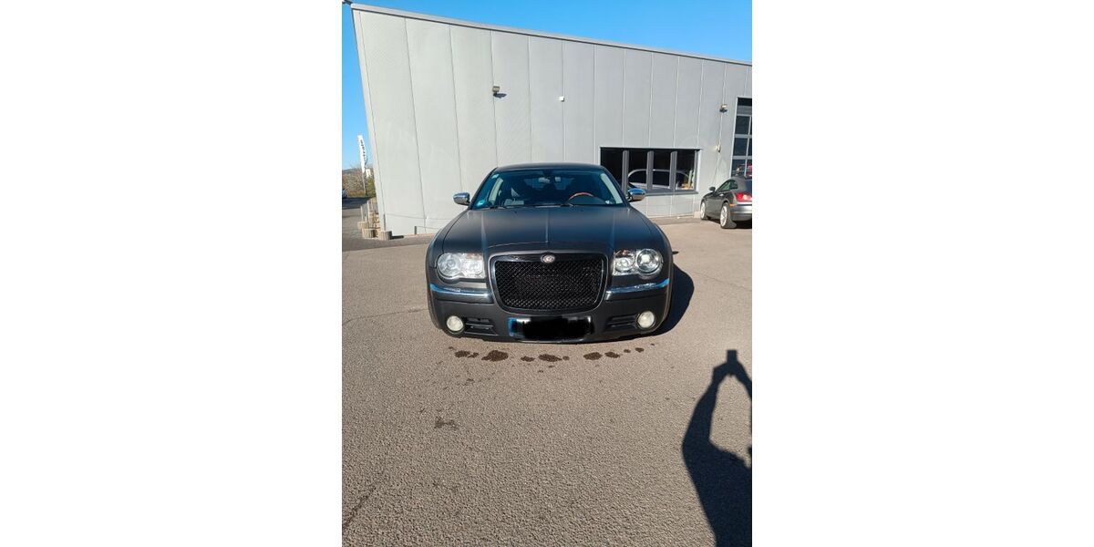 Chrysler 300C 290.436 km 6.500 &euro; Bad Salzuflen 32105