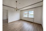 Großzügiges Zweifamilienhaus mit Einliegerwohnung und neuer Heizung - Mehrfamilienhaus, Wohnhaus Hüllhorst | Angebot:27254380