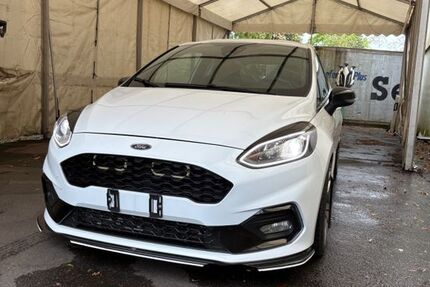 Ford Fiesta 32.280 km 14.980 &euro; Herford 32049