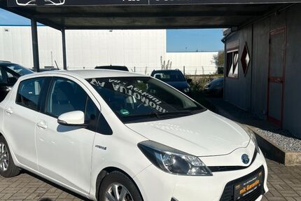 Toyota Yaris 209.725 km 6.499 &euro; Enger 32130