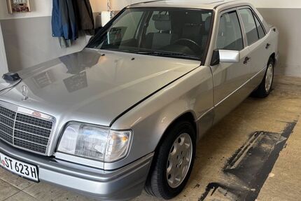 Mercedes-Benz 200 292.532 km 5.950 &euro; Hessisch Oldendorf 31840