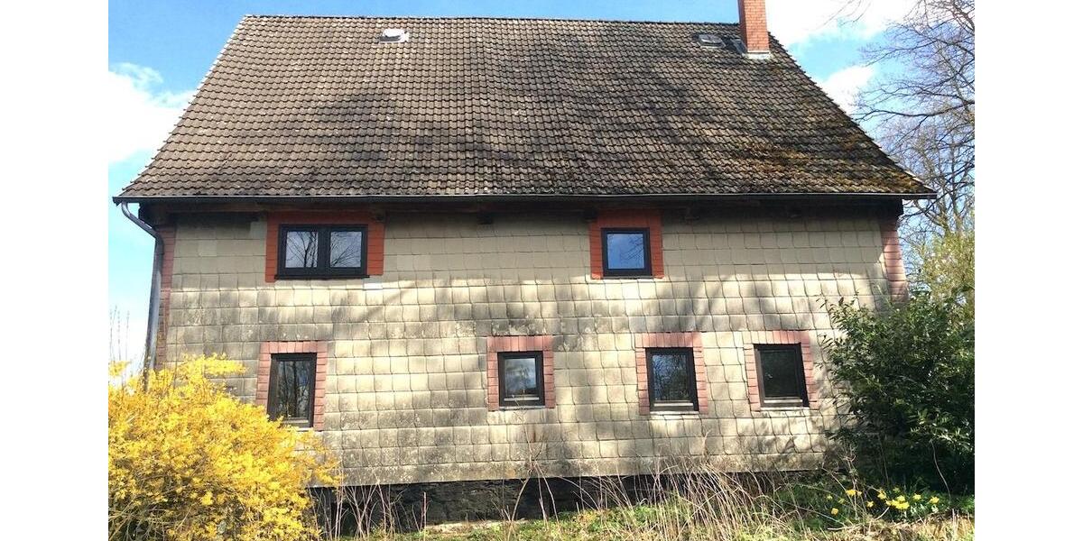 Einfamilienhaus Extertal - 10 Zimmer, 242 m&sup2;, 219.000&euro; | Angebot:26296392