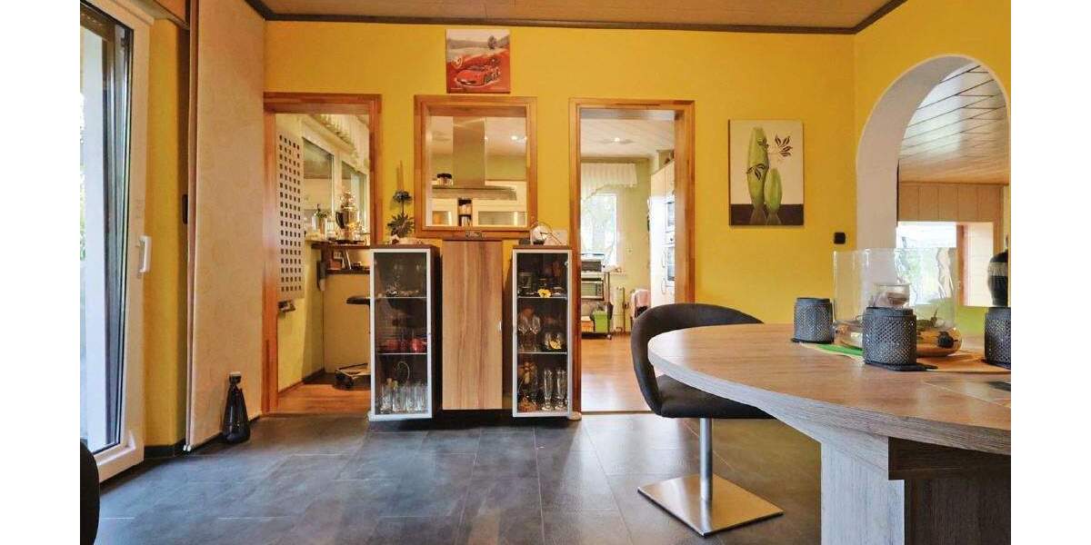 Einfamilienhaus Preußisch Oldendorf - 8 Zimmer, 225 m&sup2;, 345.000&euro; | Angebot:25693512
