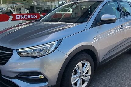 Opel Grandland (X) 22.650 km 16.995 &euro; Lemgo 32657
