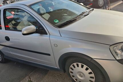 Opel Corsa 69.914 km 3.990 &euro; Minden 32425