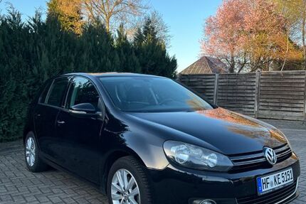 VW Golf 195.950 km 5.750 &euro; Löhne 32584