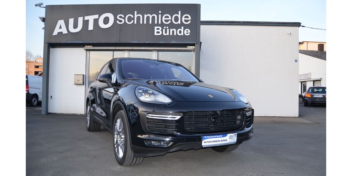 Porsche Cayenne 152.400 km 31.500 &euro; Bünde 32257