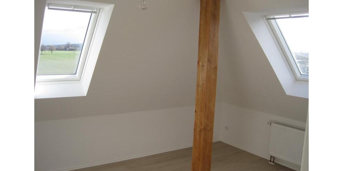Dachgeschoßwohnung Stadthagen - 3 Zimmer, 44 m&sup2;, 400&euro; | Angebot:26236418