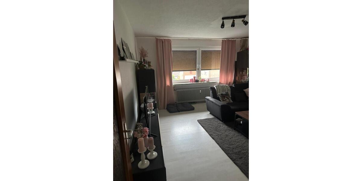 Etagenwohnung Hessisch Oldendorf - 3 Zimmer, 75 m&sup2;, 990&euro; | Angebot:26477860