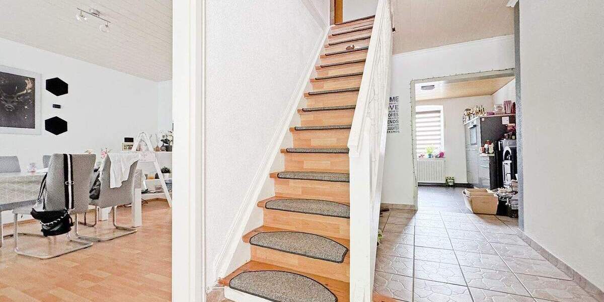 Einfamilienhaus Extertal Bösingfeld - 6 Zimmer, 175 m&sup2;, 205.000&euro; | Angebot:25801755