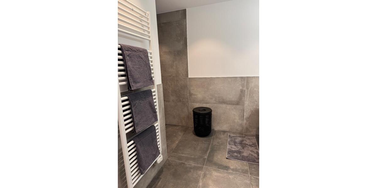 Erdgeschoßwohnung Bünde - 1 Zimmer, 96 m&sup2;, 1.999&euro; | Angebot:19117124