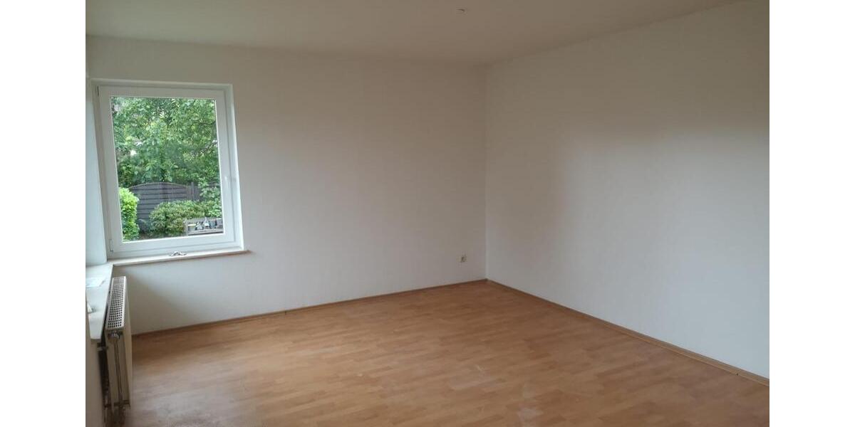Erdgeschoßwohnung Enger - 3 Zimmer, 83 m&sup2;, 910&euro; | Angebot:25377942