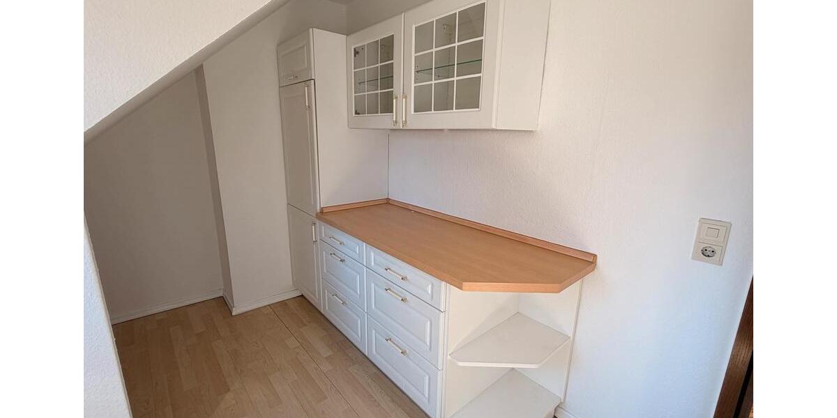 Dachgeschoßwohnung Porta Westfalica - 5 Zimmer, 133 m&sup2;, 1.650&euro; | Angebot:26380578