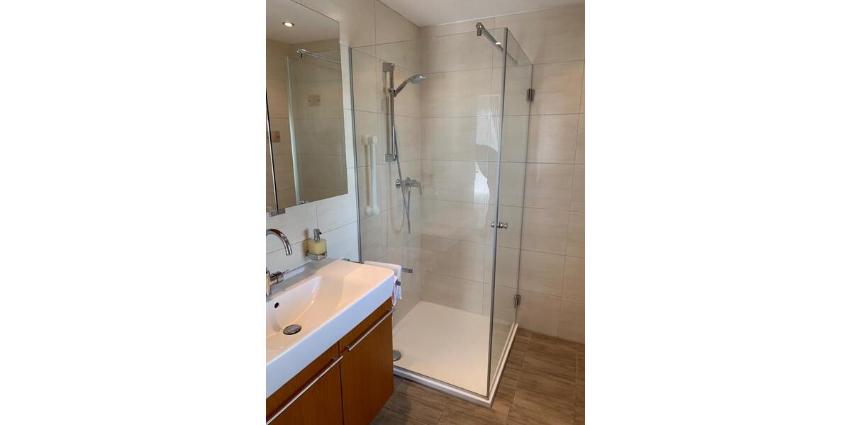 Einfamilienhaus Hüllhorst - 8 Zimmer, 180 m&sup2;, 198.500&euro; | Angebot:26316422