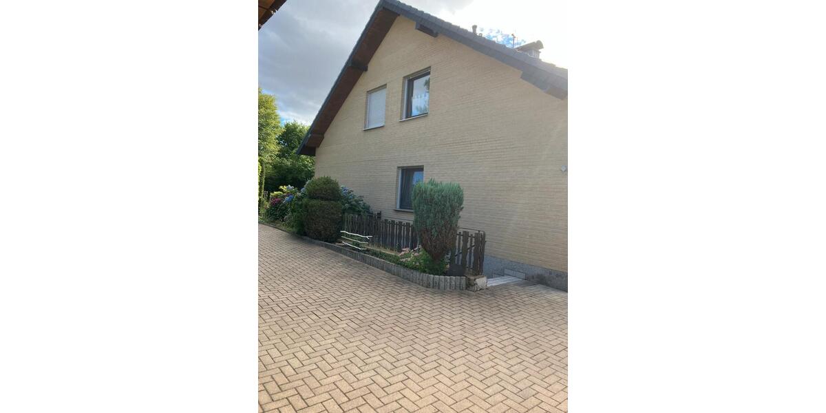 Einfamilienhaus Extertal - 9 Zimmer, 220 m&sup2;, 384.500&euro; | Angebot:26763736