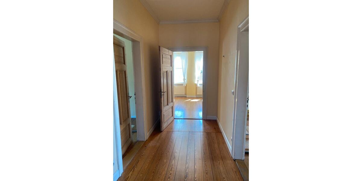 Dachgeschoßwohnung Bückeburg - 4 Zimmer, 104 m&sup2;, 206.000&euro; | Angebot:27197564