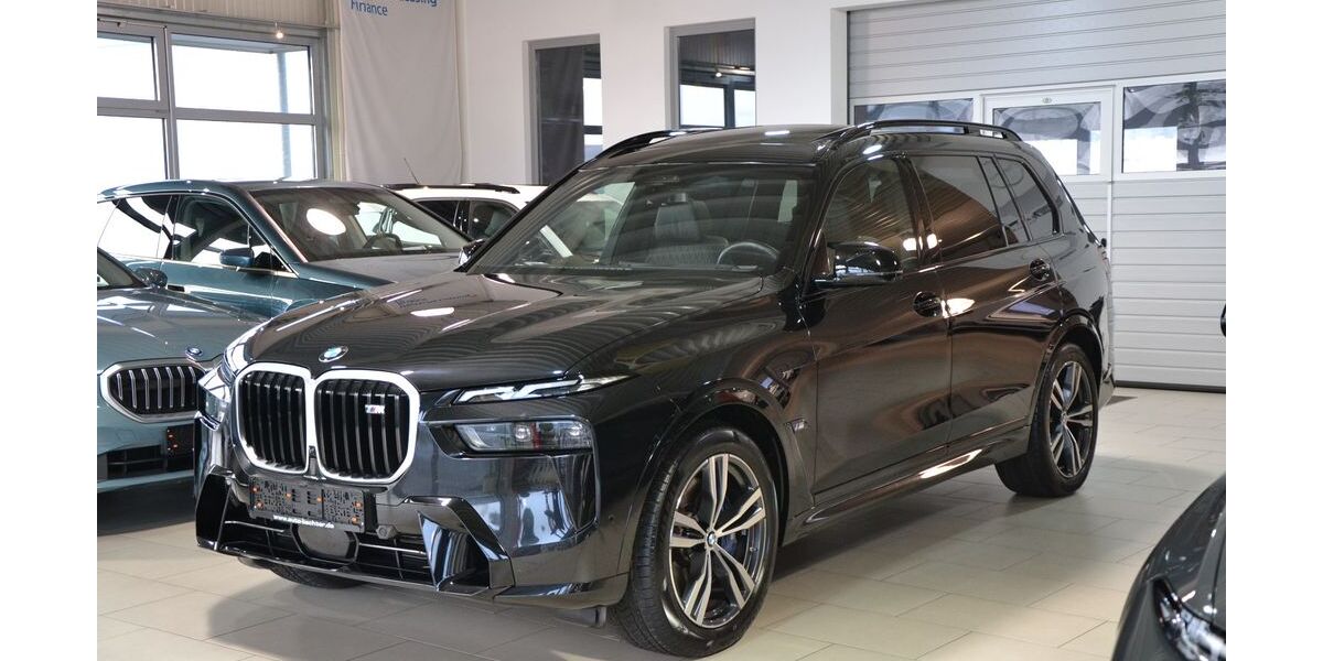 BMW X7 M60 24.748 km 91.990 &euro; Lemgo 32657