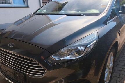 Ford S-Max 185.000 km 12.999 &euro; Bünde 32257
