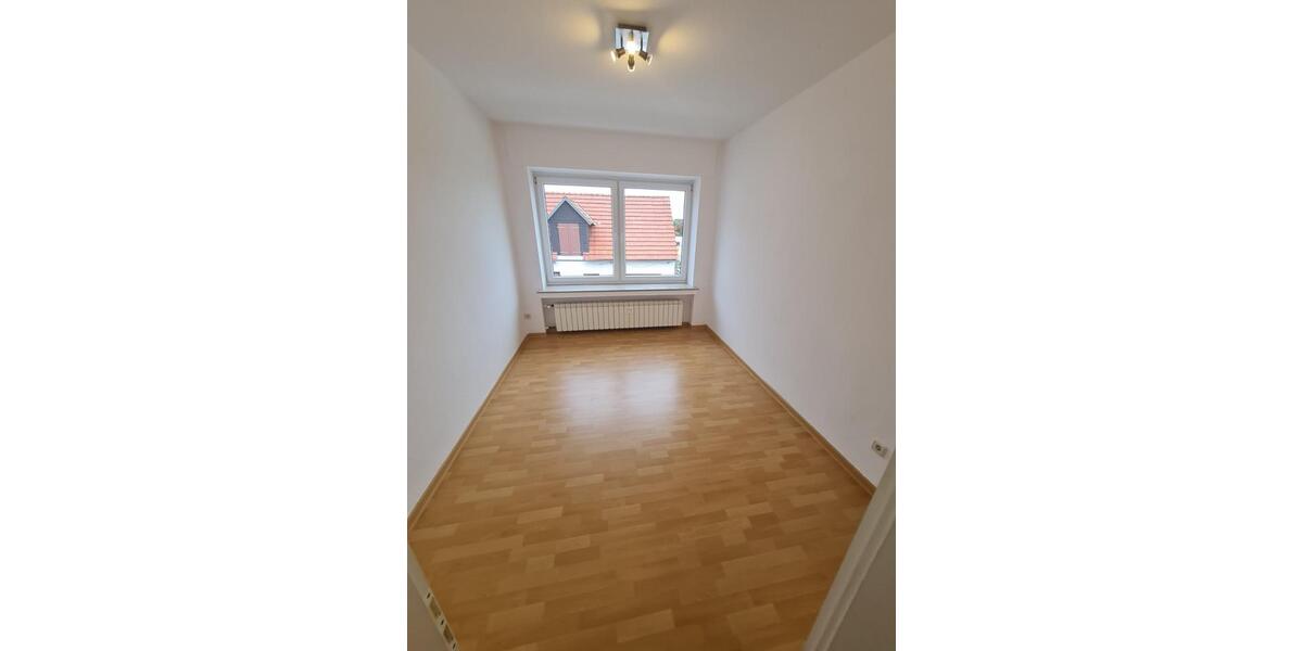 Etagenwohnung Hille - 4 Zimmer, 95 m&sup2;, 750&euro; | Angebot:24781984